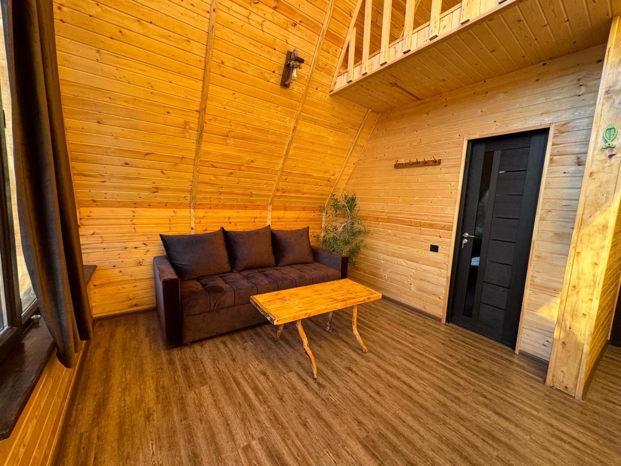 Byurakan Guesthouse Bagian luar foto