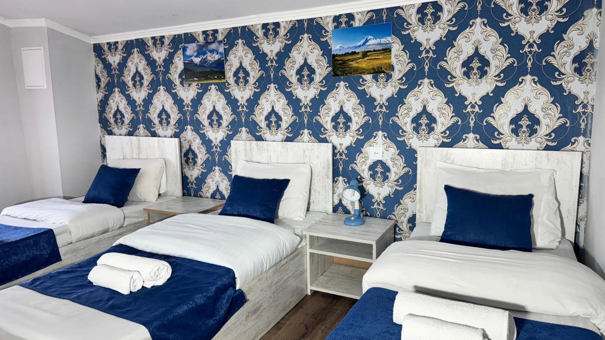Byurakan Guesthouse Bagian luar foto